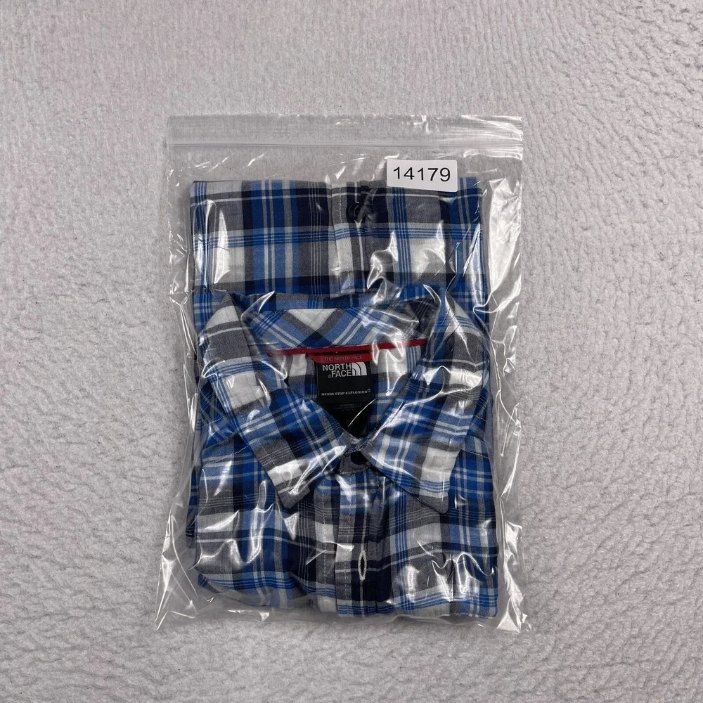 The North Face button missing